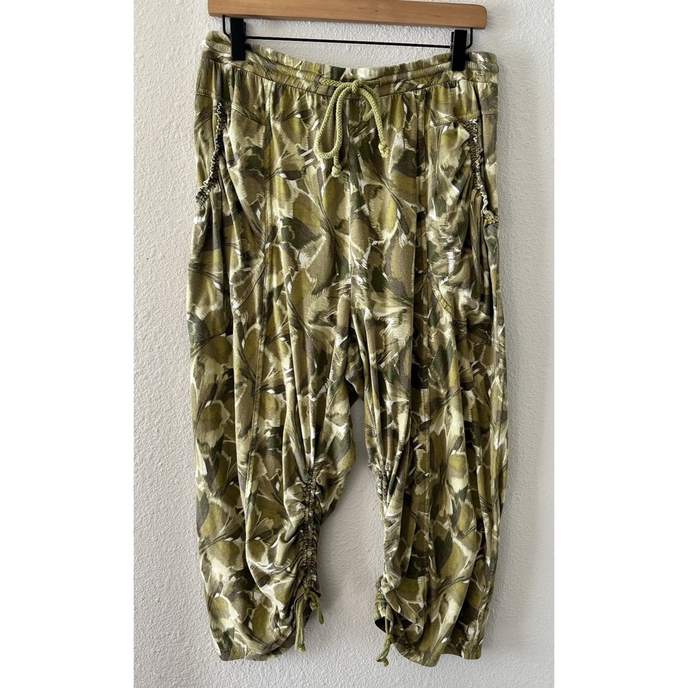 Anthropologie Daily Practice Women's Pants Cropped Size Medium Green Print Flaw